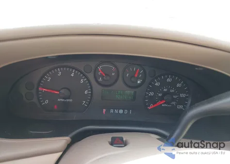 2004 Ford Taurus Ses z USA, uszkodzony, nr VIN 1FAFP55244G196010